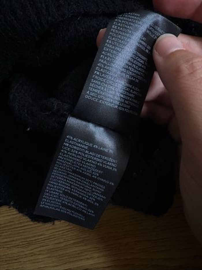 pull H&M - col v - XL - photo numéro 2