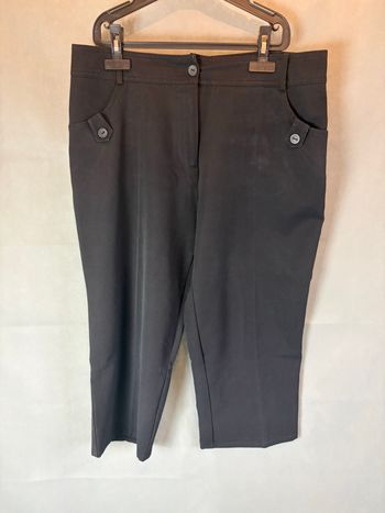 ✨ Pantacourt noir élégant ✨