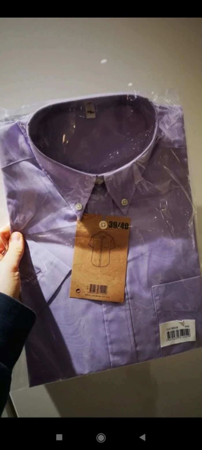 Chemise neuve violette lilas