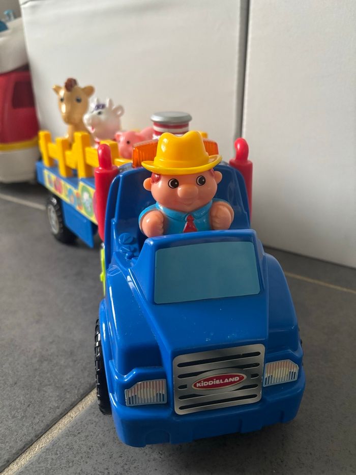 Camion de la ferme musicale bleu - photo numéro 4