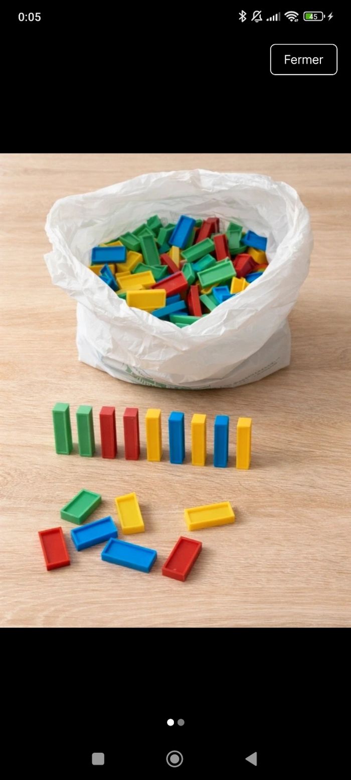 Dominos