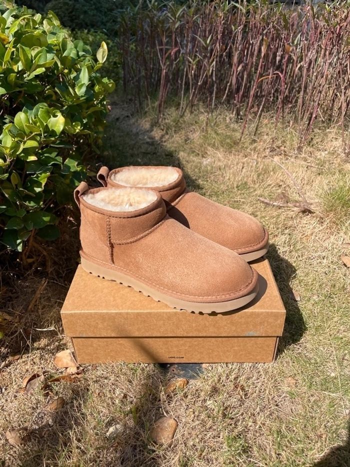 UGG classic ultra mini boots 40