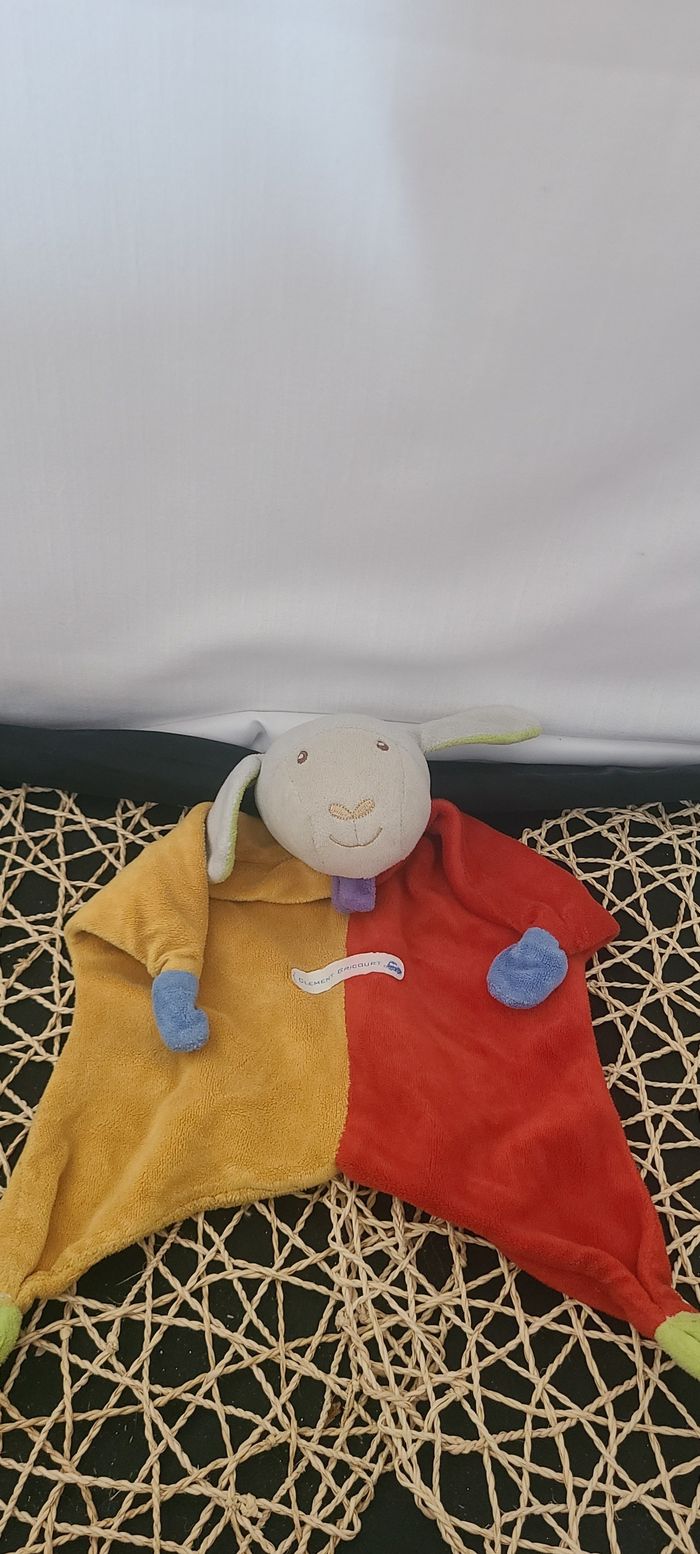 doudou agneau mouton mouchoir rouge et orange paradise toys lidl