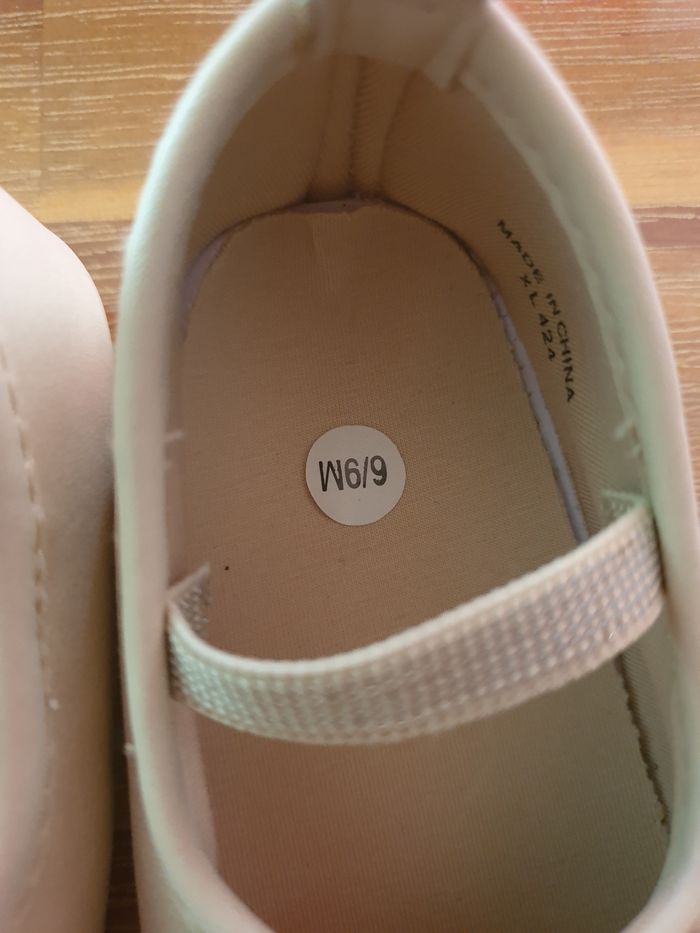 Chaussure - photo numéro 2