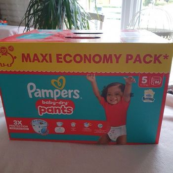 Couches Pampers Baby Dry Pants taille 5 maxi Economy Packb