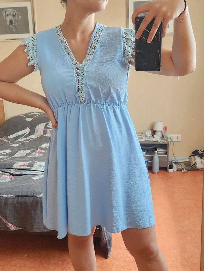 Robe bleu ciel dos nu T.38/M - photo numéro 3
