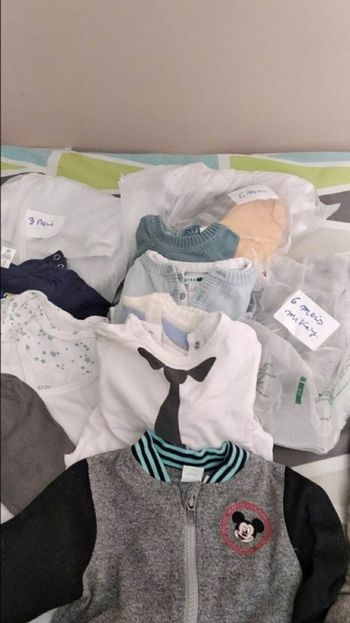 Lot vêtements bébé 6 mois ( garçon)