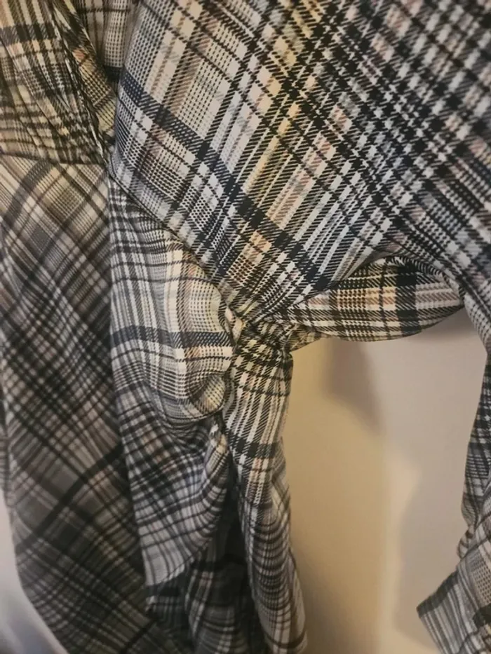 Robe Zara neuve - Taille S - photo numéro 3