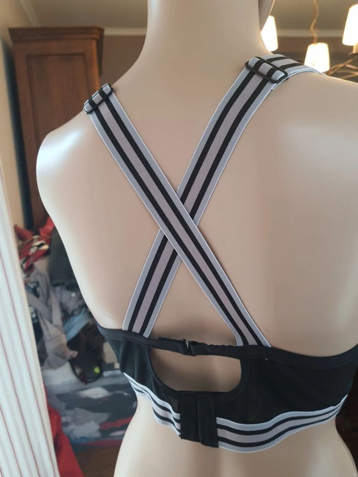 Brassière de sport HKMX Hunkemöller fr 95B - photo numéro 11