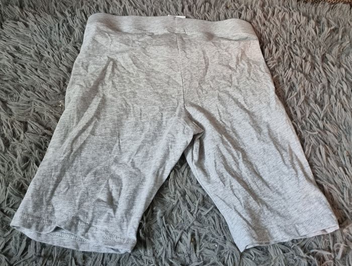 Lot 2 shorts taille M - photo numéro 6