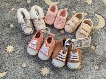 Lots chaussures/chausson 3/6 et 9/12