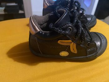 Bottines noir taille22