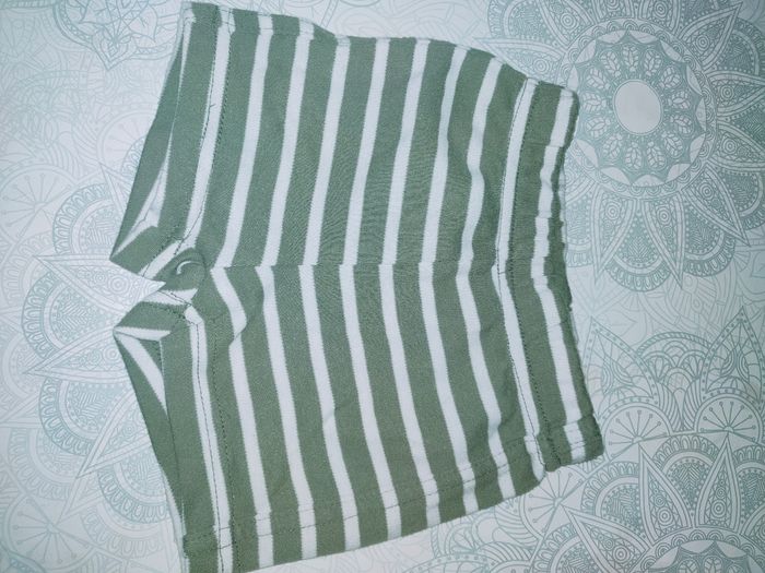 Short rayures 3 mois