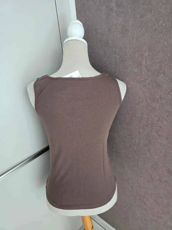 Débardeur taille 42 44 neuf avec étiquette - photo numéro 2