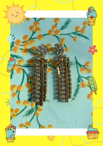 Boucles d'oreilles pendantes dorées fleurs Na-kd