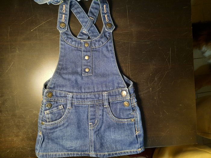 Lot de 2 robes salopettes en jeans - photo numéro 2