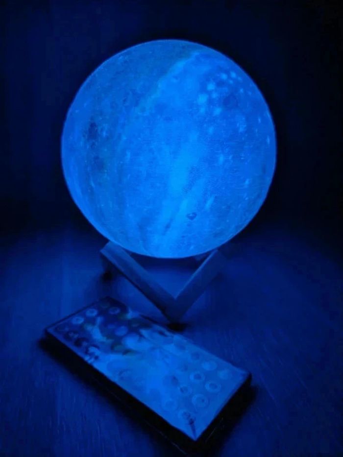 Magnifique Lampe Lune décorative 16 couleurs RGB - photo numéro 5
