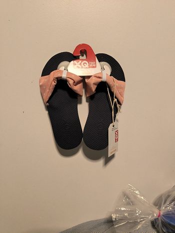 Paire de tongs fille. Marque XQ. Taille 31