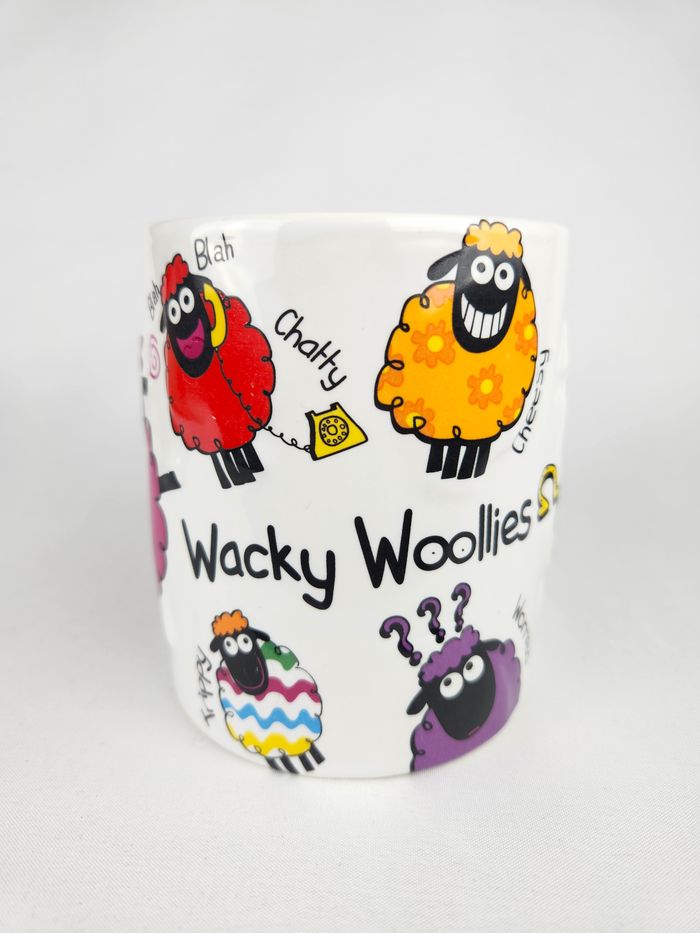Mug Tasse Wacky Woollies Ireland - Motif Moutons Irlandais Multicolores - photo numéro 2