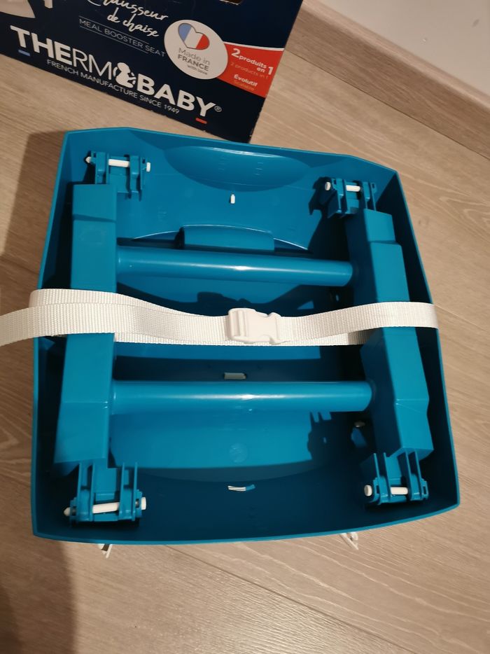 Rehausseur de chaise thermobaby bleu émeraude - photo numéro 7