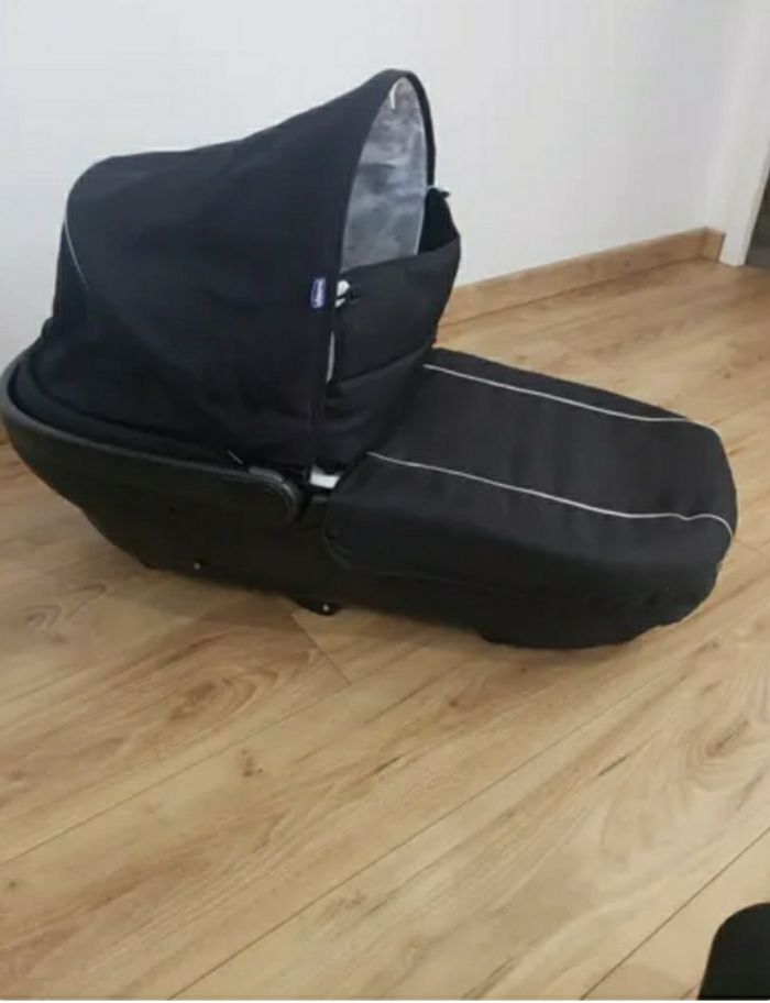 Poussette Chicco Trio (Pas d'envoi, remise en main propre Toulouse 31200) - photo numéro 5