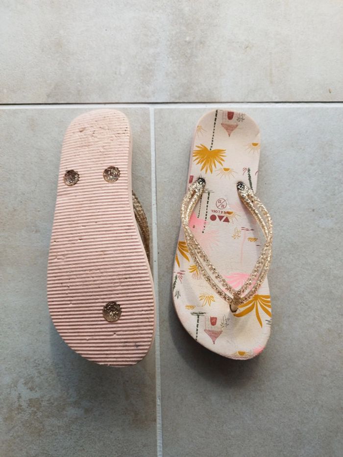 Tongs filles taille 32/33 - photo numéro 3