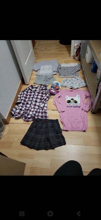 Lot vêtements  5/6 ans fille 👧