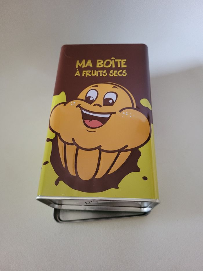 Boîte métal Vahiné