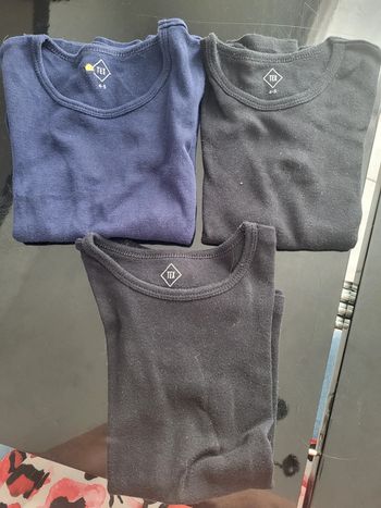 Lot de 3 t  shirt tex 4 ans