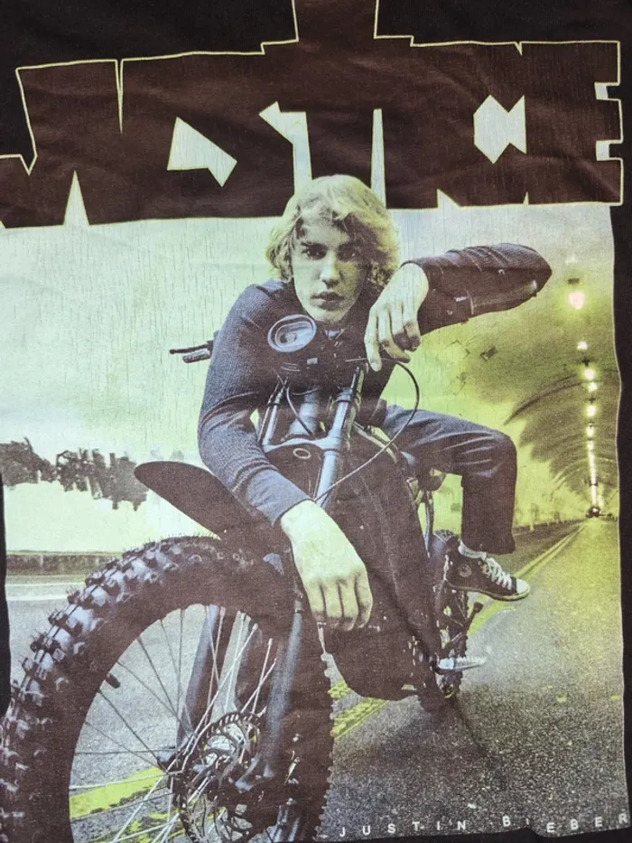 T-shirt justin bieber - photo numéro 2