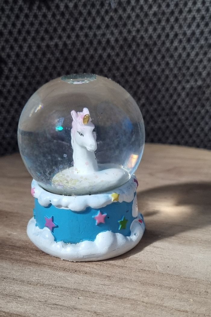 Boule à neige licorne - photo numéro 2