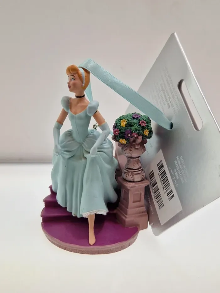 D110-Disney Cinderella Hanging Ornament - photo numéro 3