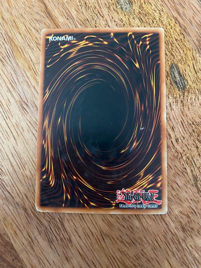Carte Yu-Gi-Oh! Armure de Sakuretsu SDDE-FR033 1ère édition - photo numéro 2