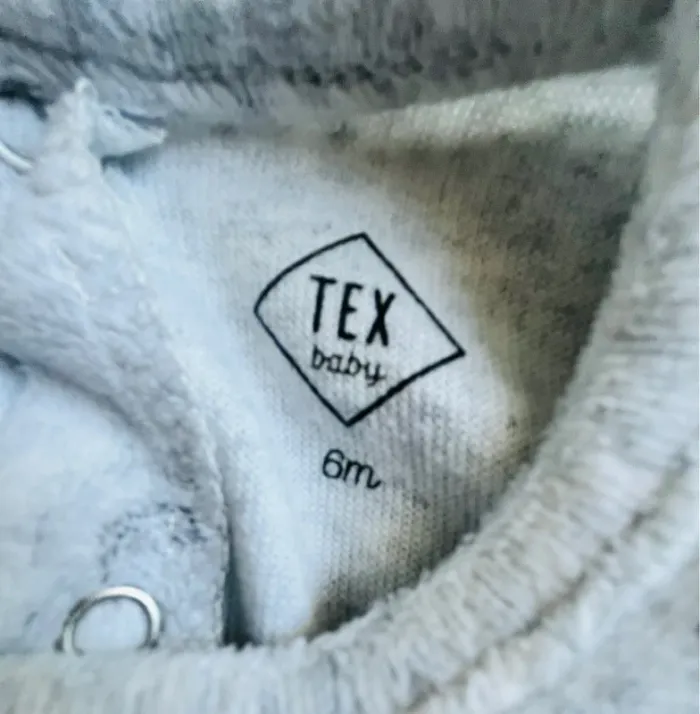 Pyjama Taille 6 mois - photo numéro 2