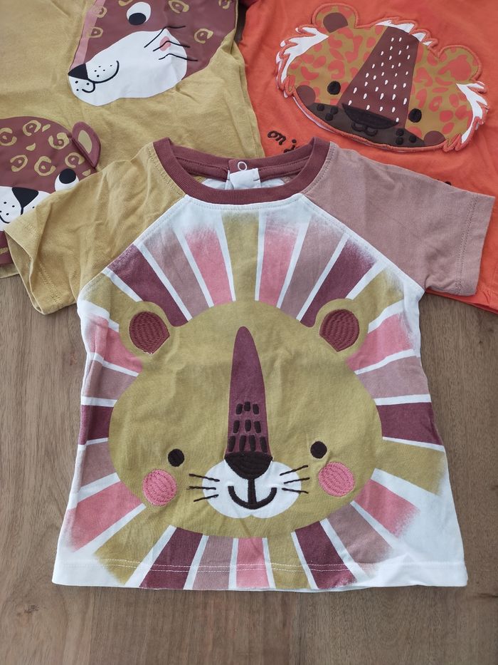 Lot de 3 t-shirts félins 18 mois - photo numéro 2