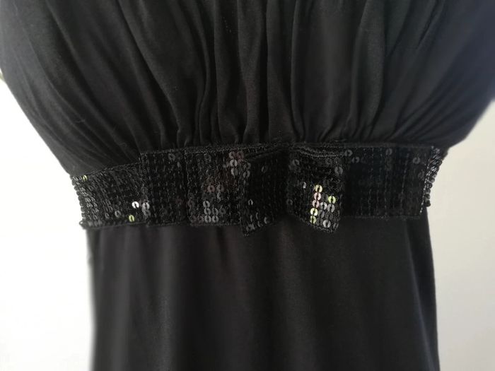 Robe noire fluide - photo numéro 2