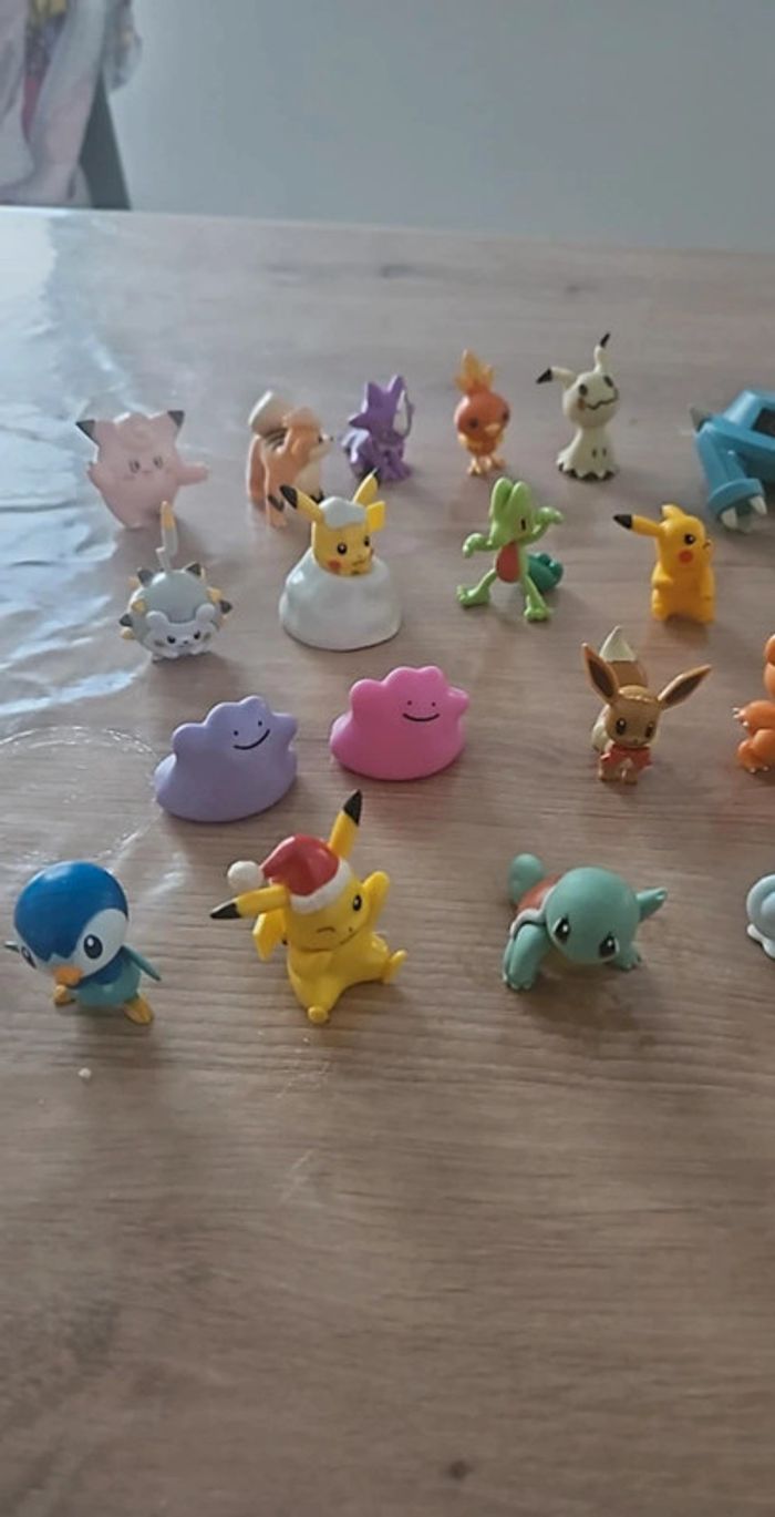 Lot de 23 figurines pokemon - photo numéro 5