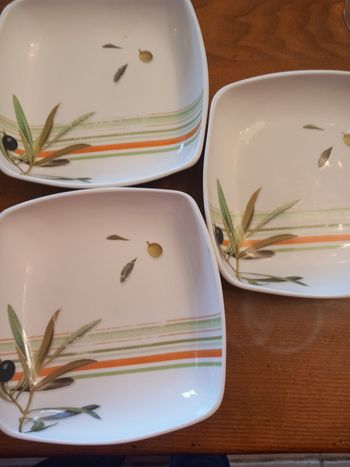 Lot 3 assiettes