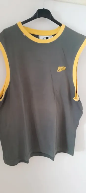 Tee shirt sans manche