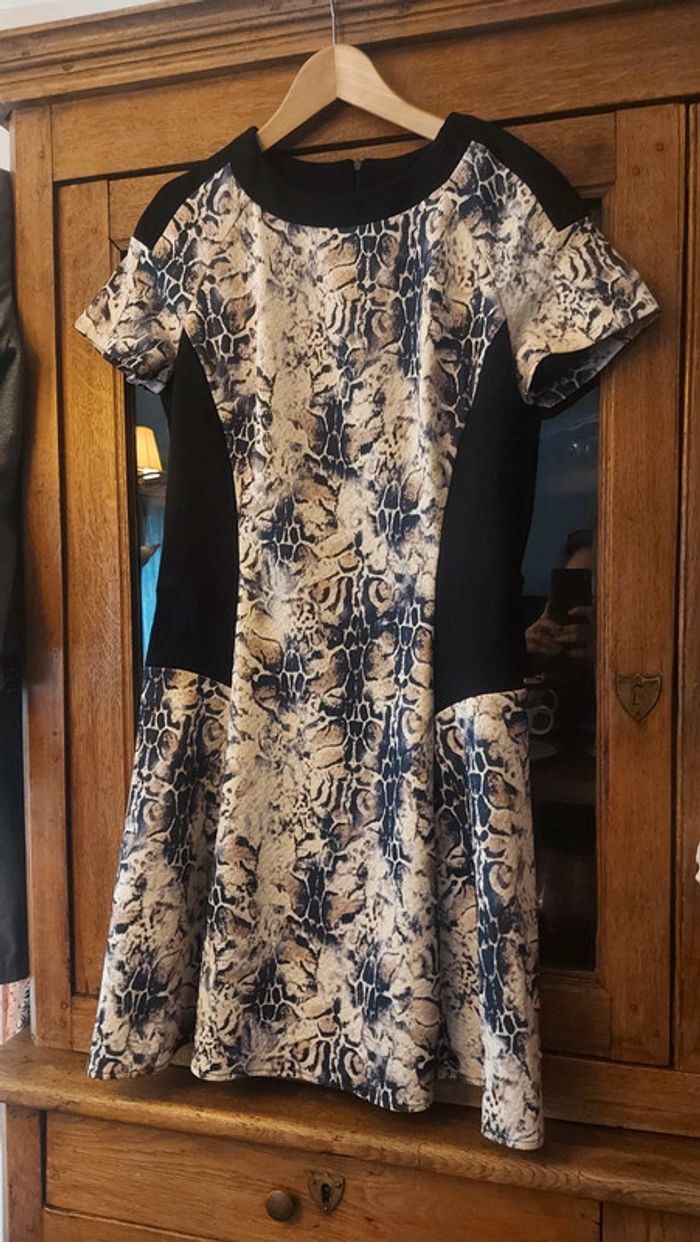 Robe Tinta Style fr 40 es 42 - photo numéro 2