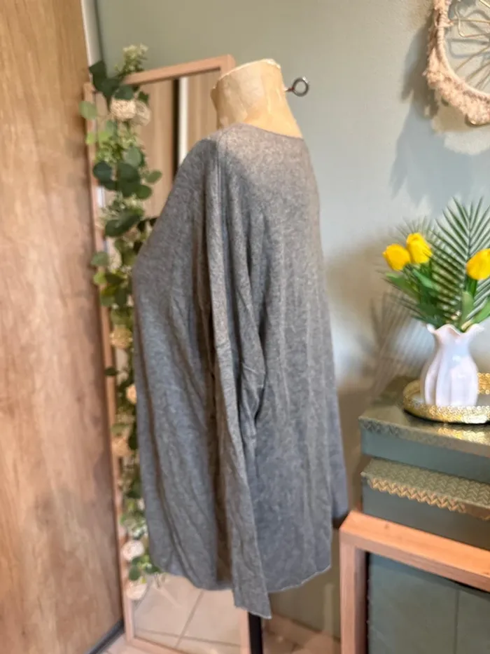 Très joli pull tout doux avec inscription, amour et cœur doré, femme - photo numéro 3