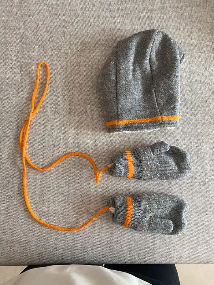 Bonnet + mouffles isotoner 2/4 ans - photo numéro 2