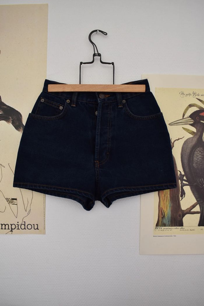mini short en jeans - photo numéro 5