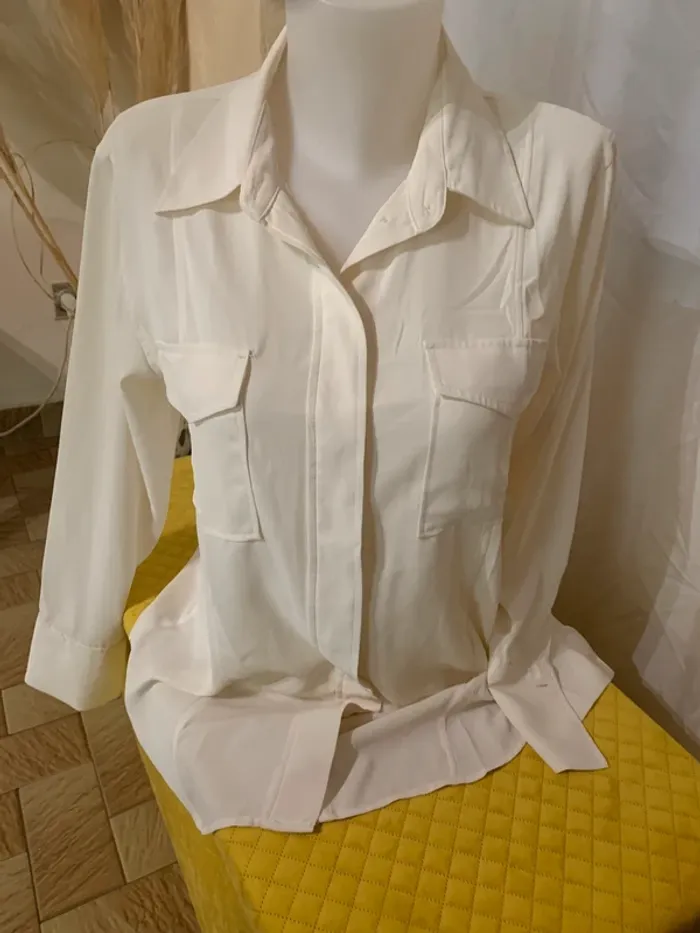 Chemise H&M blanc cassé manches longues taille S