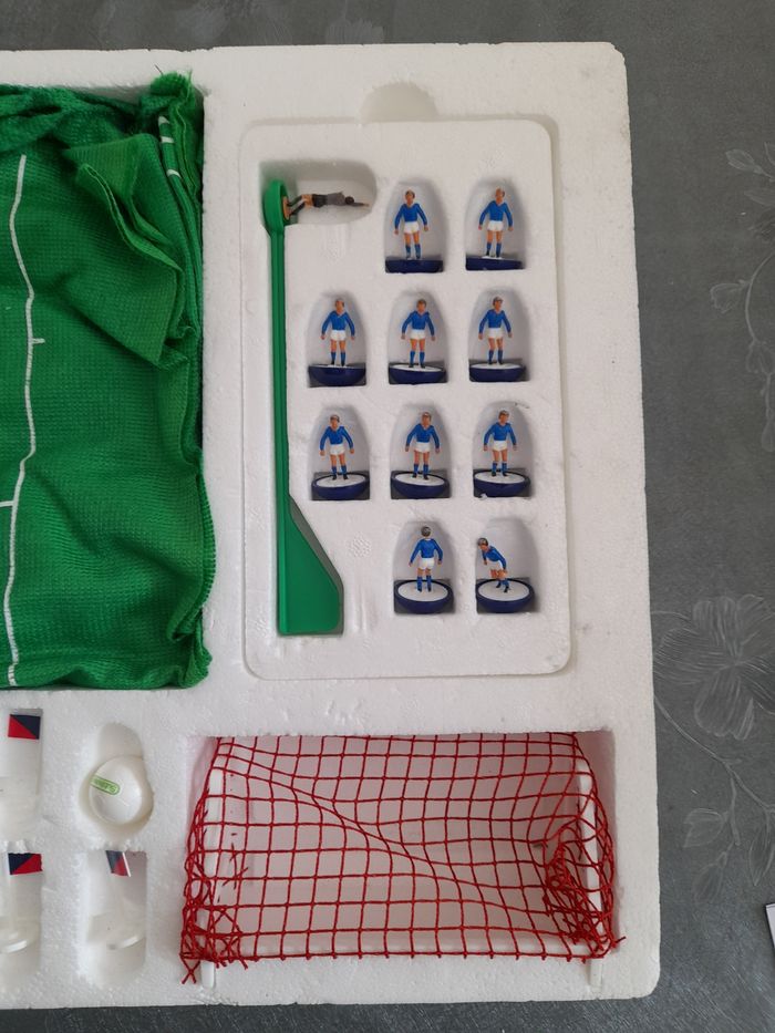 Jeu de société. SUBBUTEO - photo numéro 8