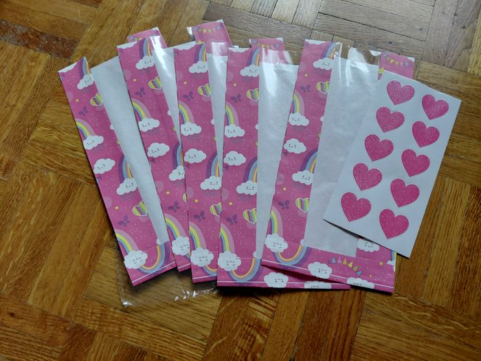 5 pochettes cadeau à offrir aux invités / à garnir de bonbons...