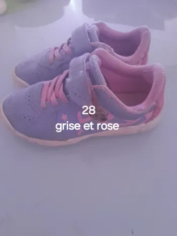 Basket fille 28