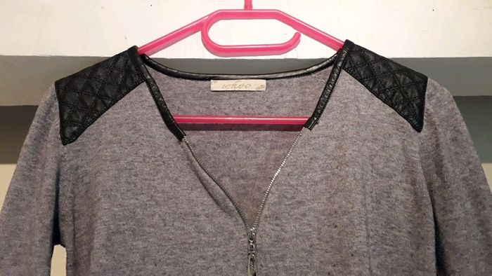 Pull gris - photo numéro 3
