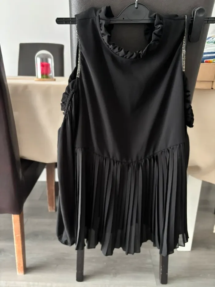 Chemise épaules dénudées - photo numéro 3