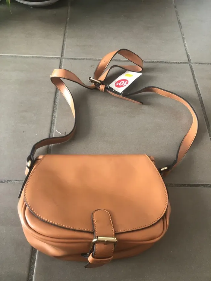Sac à bandoulière camel neuf 👜 - photo numéro 4